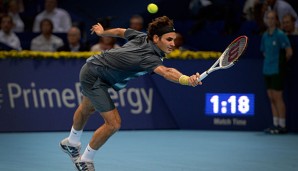 Roger Federer zieht in Basel ins Viertelfinale ein