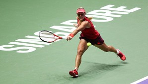 Angelique Kerber hat durch einen Sieg über Lucie Safarova die Chance aufs Weiterkommen