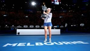 Australian Open 2018: CAROLINE WOZNIACKI (7:6, 3:6, 6:4 vs. Simona Halep) - Sweeeeet Caroliiiiiiiine, oh oh oooooh! Endlich der ersehnte Grand-Slam-Sieg für die Dänin. Halep, Nr. 1 der Welt, musste weiter auf ihren Titel warten.
