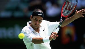 Begonnen hat die Erfolgsgeschichte im Übrigen in Italien. In Mailand gewann Federer sein erstes ATP-Turnier auf Teppich. Es war zwar sein erster ATP-Turnier-Sieg überhaupt, aber auch nur einer von zweien auf diesem Untergrund.