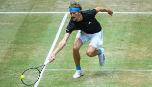 Die letzte Wimbledon-Generalprobe verlief aus Sicht von Alexander Zverev alles andere als zufriedenstellend. Im Viertelfinale des ATP-Turniers in Halle, musste sich der Hamburger gegen David Goffin geschlagen geben.