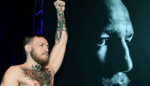 Conor McGregor wird bald gegen Floyd Mayweather im Boxring stehen