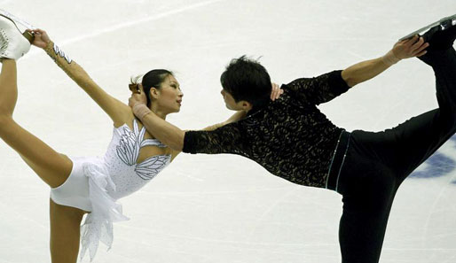 Dan Zhang und Hao Zhang führen beim Eiskunstlauf-Grand-Prix in Peking