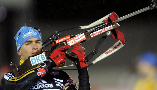 Michael Greis bangt um seinen Einsatz beim Biathlon-Weltcup in Ruhpolding