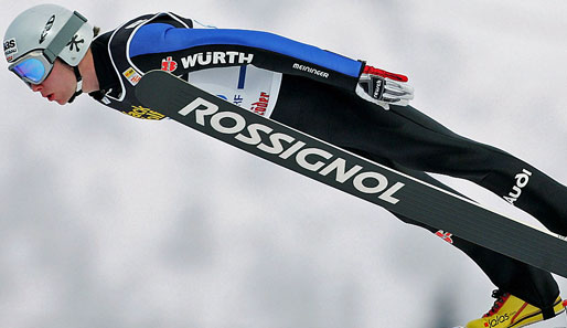 Maximilian Mechler gewann den Continentalcup der Skispringer im schweizerischen Engelberg