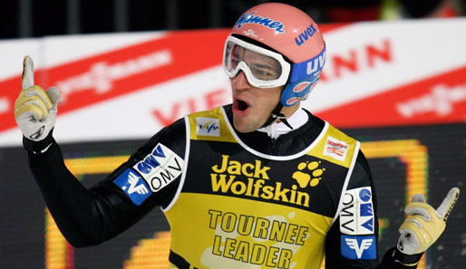 Riesenfreude bei Andreas Kofler über seinen Sieg bei der Vierschanzentournee