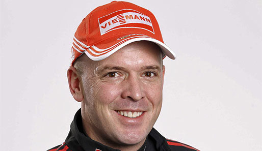 Marc Nölke war selbst als Springer aktiv und erreichte in der Saison 91/92 im Weltcup Platz 41