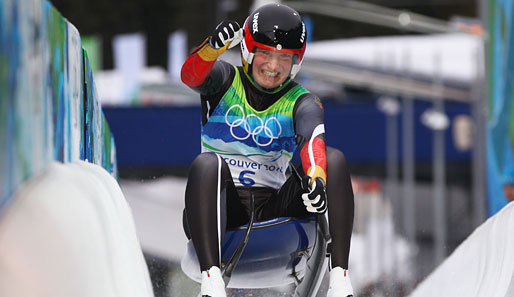 Olympiasiegerin Tatjana Hüfner feierte im dritten Weltcup-Rennen den dritten Sieg
