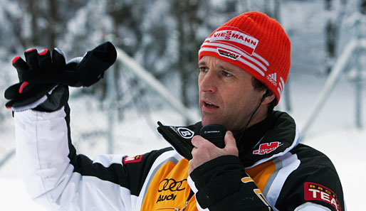 Ist mit den Leistungen seiner DSV-Adler nicht zufrieden: Skisprung-Bundestrainer Werner Schuster