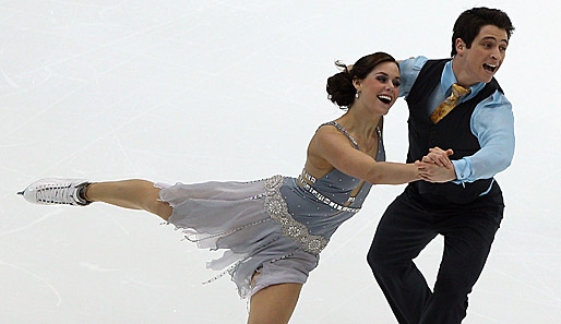 Tessa Virtue und Scott Moir liegen nach dem Kurzprogramm im Eistanz in Führung