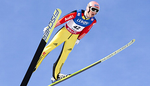 Severin Freund beim FIS Weltcup-Springen von Oslo im März 2012