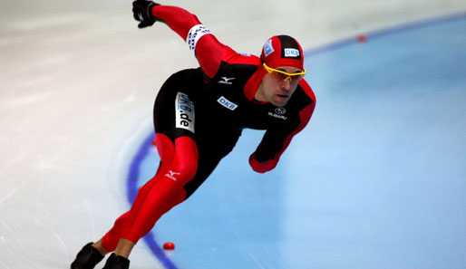 Samuel Schwarz holte beim Weltcup-Sieg im chinesischen Harbin den Sieg