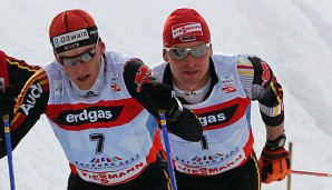 Jens Filbrich (l.) und Tobias Angerer hängen ihre Skier an den Nagel