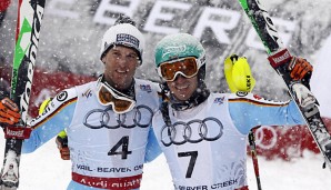 Fritz Dopfer und Felix Neureuther freuten sich nach dem Slalom über ihre Medaillen