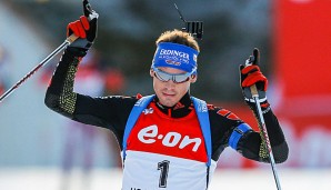 Simon Schempp sicherte sich den Sieg vor Routinier Björndalen