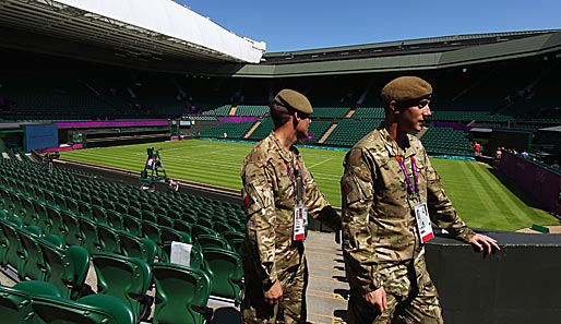 Ungwohntes Bild: Soldaten auf den Rängen von Wimbledon