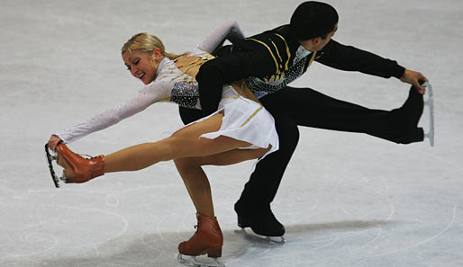 2006 in Turin wurden Savchenko (l.) Szolkowy Olympia-Sechste