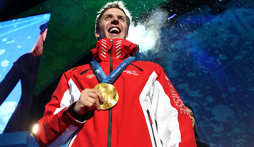 Errang Simon Ammann seine insgesamt dritte olympische Goldmedaille mit einer unerlaubten Bindung?