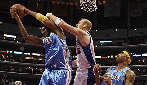 Chris Kaman (rechts) konnte die Clippers-Niederlage gegen die Denver Nuggets nicht verhindern