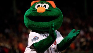Wally the Green Monster - Boston Red Sox (MLB): Warum ein grünes Monster in Boston? Na ja, wegen des "Green Monsters", dem traditionellen, großen Scoreboards der Red Sox im Fenway Park