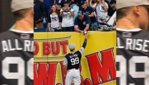 Sogar die traditionsbewussten Yankees machten diesmal mit und hatten Namen auf ihren Jerseys. Verzeihung, Spitznamen natürlich: Aus Rookie-Sensation Aaron Judge wurde so "All Rise". Wir erheben uns andächtigst!