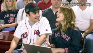 Eine Frau steckt mittendrin zwischen ihrer Beziehung mit ihrem Freund und dessen Leidenschaft für die Boston Red Sox, die nebenbei gerade auf dem Weg zum Sieg in der World Series sind.