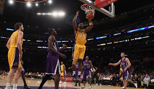 Kobe Bryant (Nr.24) war mit 22 Punkten bester Werfer der Los Angeles Lakers