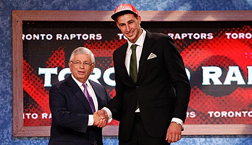 Center-Juwel Jonas Valanciunas (r.) soll die Toronto Raptors nach vorne bringen