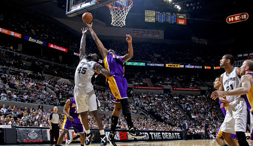 16 Punkte, 30 Rebounds! Andrew Bynum lieferte beim Lakers-Sieg irre Zahlen