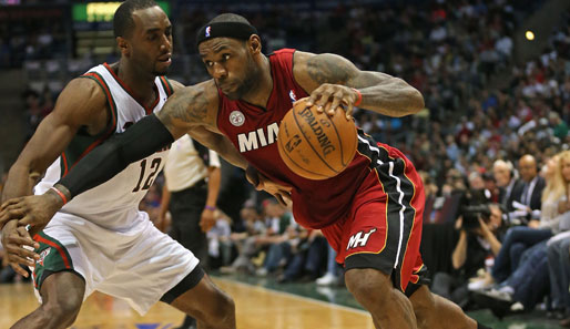 LeBron James (r.) war in Spiel vier abermals Topscorer der Miami Heat