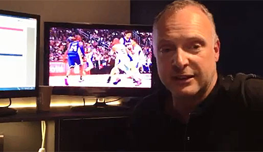 Frank Buschmann bei der Halbzeit-Analyse des letzten NBA-Streams-Spiels