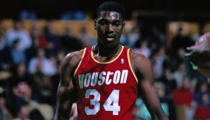 Platz 6: Hakeem Olajuwon (Houston Rockets, Toronto Raptors)