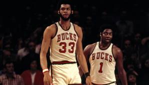Nach der Ankunft von Lew Alcindor aka Kareem Abdul-Jabbar holte sich Oscar Robertson mit den Bucks 1971 seinen ersten Titel. Bis heute ist dies der einzige Titel für die Bucks.