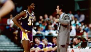Platz 8: Magic Johnson (Los Angeles Lakers) – 33 Punkte, 15 Rebounds und 17 Assists am 29.3.1981 – Alter: 21 Jahre, 227 Tage.
