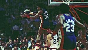 Platz 18: Julius Erving (New York Nets): Saison 1975/76 - BPM: 10,44 - Statistiken: 29,3 Punkte, 11 Rebounds, 2,5 Steals - Bester Award: ABA-MVP.