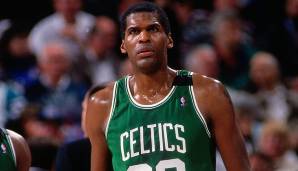 Platz 6: Robert Parish (Boston Celtics), Alter: 40 Jahre, 232 Tage - 25 Punkte gegen die Milwaukee Bucks am 19. April 1994 - zwölf weitere 20-Punkte-Spiele mit 39+ Jahren.
