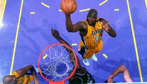 Platz 9: Shaquille O'Neal (Los Angeles Lakers) - 13 Spiele mit mindestens 30 Punkten in den Playoffs 2000