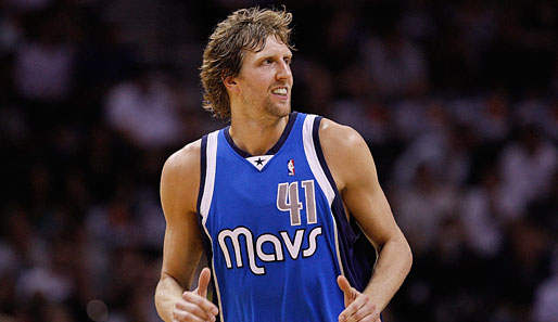 Dirk Nowitzki kam 1998 in die NBA und spielt seitdem für die Dallas Mavericks