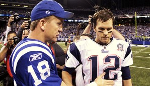 Peyton Manning (l.) und Tom Brady sind zwei der besten Quarterbacks der NFL