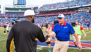 Pittsburgh - Buffalo: Die Coaches Tomlin (l.) und Rex Ryan beim Handshake