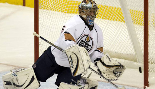 Nikolai Chabibulin ist Torhüter beim NHL-Club Edmonton Oilers