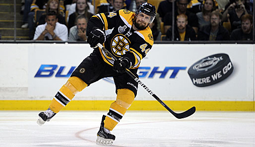 Dennis Seidenberg und seine Boston Bruins starten gegen Philadelphia in die neue Saison