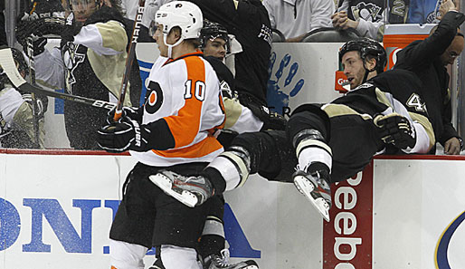 Die Pittsburgh Penguins und die Philadelphia Flyers lieferten sich ein irres Playoff-Spiel