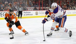 Nächster Scorerpunkt: Leon Draisaitl (r.) trifft gegen die Philadelphia Flyers