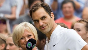 Roger Federer kann sich der Gratulationen kaum erwehren
