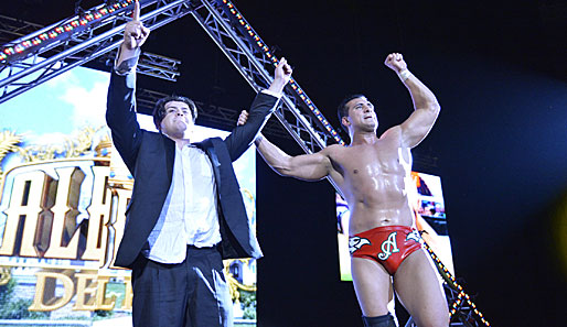Alberto Del Rio (r.) und Ricardo Rodriguez im Rahmen der SmackDown Revenge Tour in Mannheim