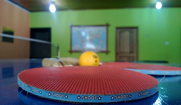 Ob im Hobbykeller oder auf dem Spielplatz: Tischtennis begeistert viele Hobbyspieler