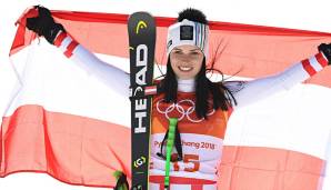 3 Auszeichnungen - Anna Veith (vormals Fenninger, Ski Alpin): Sportlerin des Jahres 2013-2015.