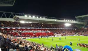 Der FC Liverpool empfängt am Mittwochabend Red Bull Salzburg an der Anfield Road. 3.000 Zuschauer machten sich auf den Weg nach England und ließen sich auch eine Choreographie nicht nehmen.