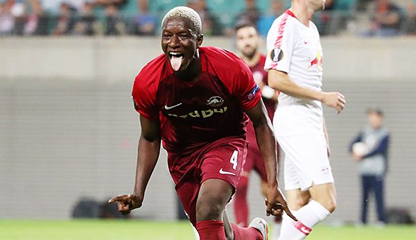 Amadou Haidara jubelt über sein Tor zum 2:0